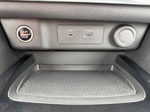 Used 2023 Nissan Rogue SV AWD/4WD image 21