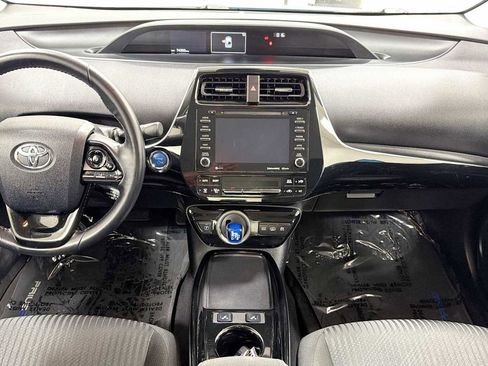 Certified 2021 Toyota Prius Prime LE FWD image 25