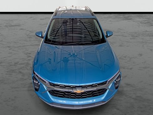 Used 2025 Chevrolet Trax LT w/ Driver Confidence Package FWD image 6