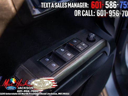 Used 2022 Toyota Tacoma TRD Off-Road image 13