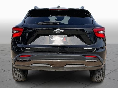 Used 2024 Chevrolet Trax ACTIV w/ Sunroof Package image 6