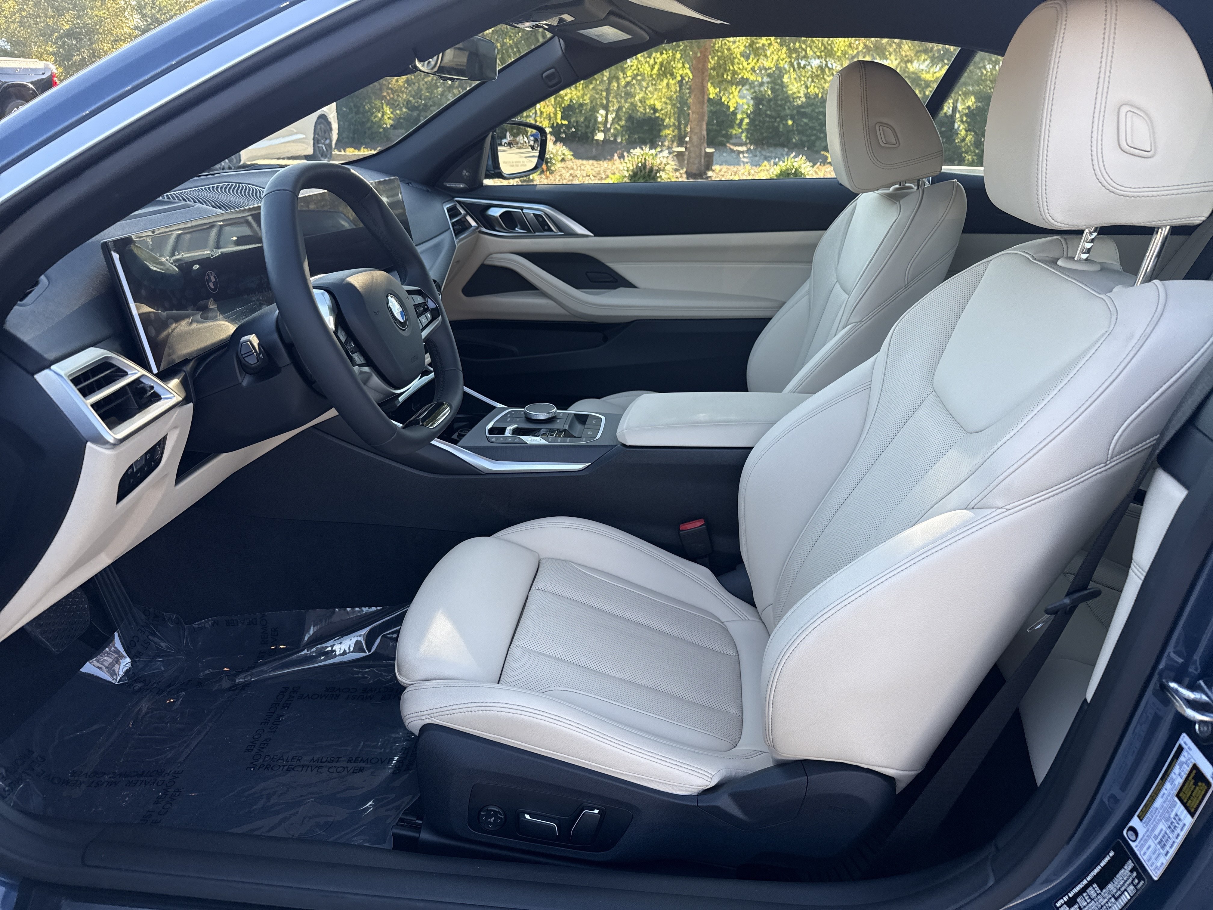 Used 2026 BMW 430i Convertible w/ Premium Package RWD image 15