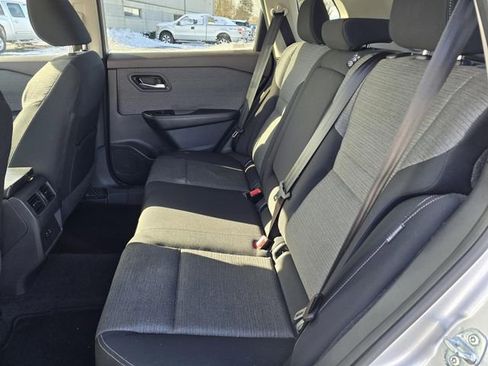Used 2023 Nissan Rogue SV image 24