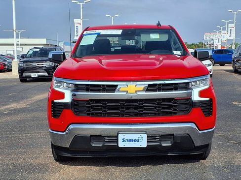 Used 2025 Chevrolet Silverado 1500 LT RWD image 2