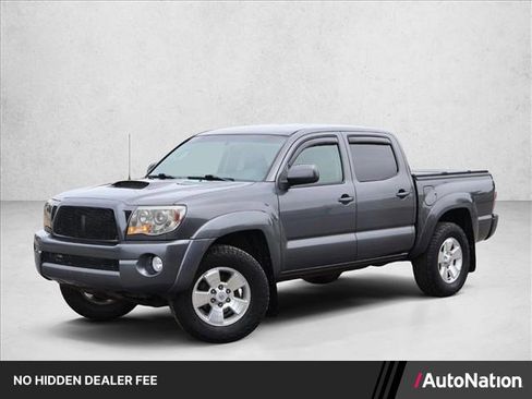 Used 2010 Toyota Tacoma 4x4 Double Cab image 1