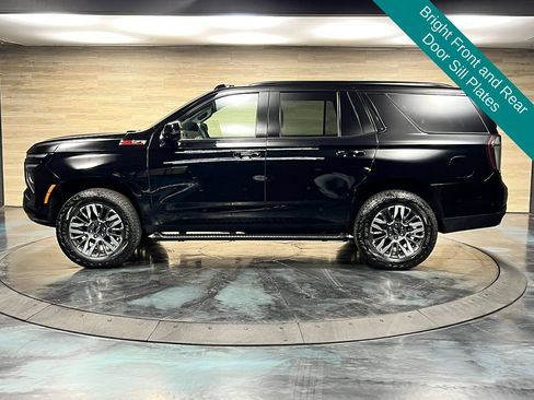 Used 2025 Chevrolet Tahoe Z71 w/ Comfort Package AWD/4WD image 20