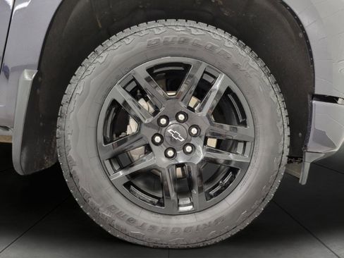 Used 2024 Chevrolet Silverado 1500 RST image 3