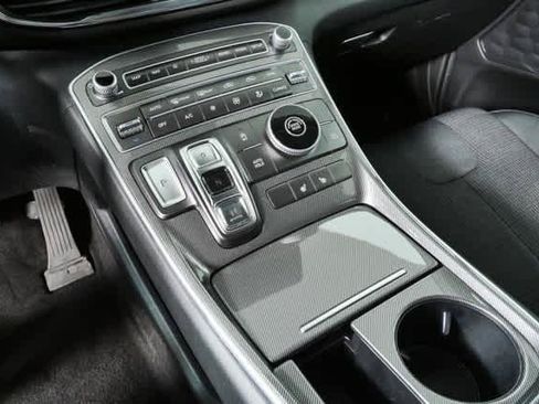 Used 2023 Hyundai Santa Fe SEL FWD image 17