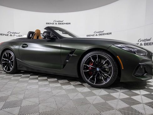 Used 2025 BMW Z4 M40i w/ Edition image 4