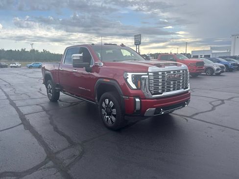 Used 2024 GMC Sierra 2500 Denali w/ Denali Reserve Package AWD/4WD image 8