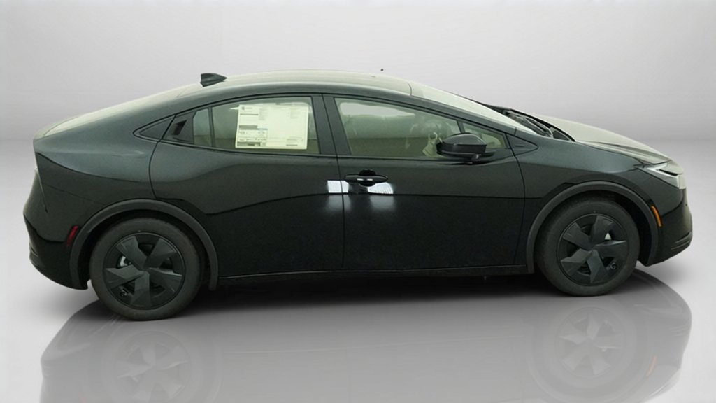 New 2027 Toyota Prius LE FWD image 14