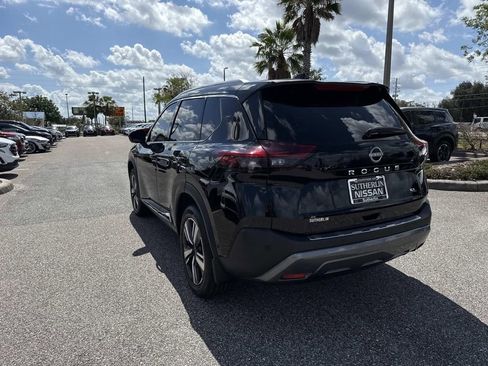 Certified 2023 Nissan Rogue SL w/ SL Premium Package FWD image 6