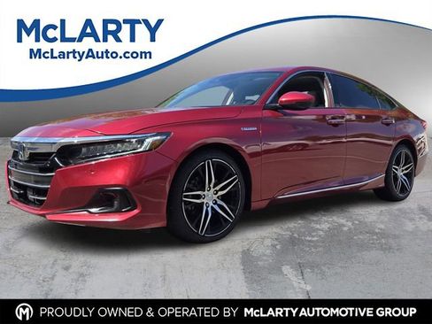 Used 2021 Honda Accord Touring image 1