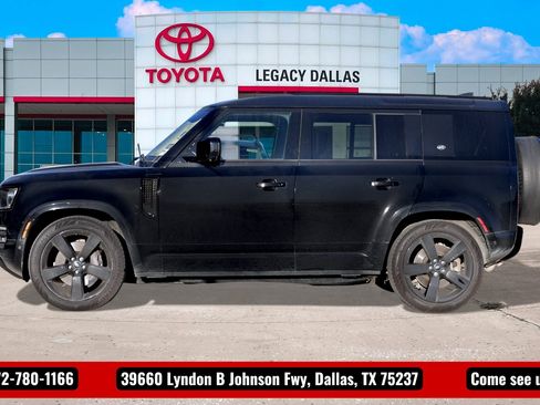 Used 2023 Land Rover Defender 110 X-Dynamic SE image 6