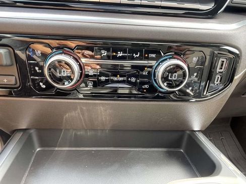 New 2026 GMC Sierra 1500 SLT w/ SLT Premium Plus Package AWD/4WD image 17