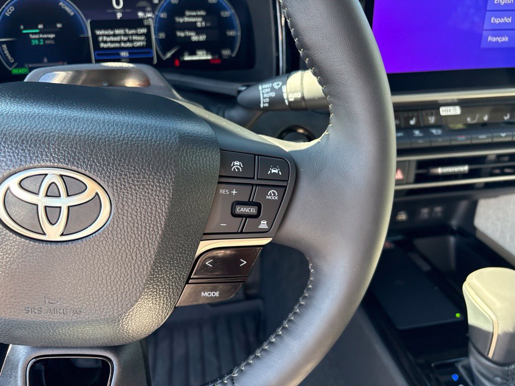 Used 2026 Toyota Camry XLE AWD/4WD image 23