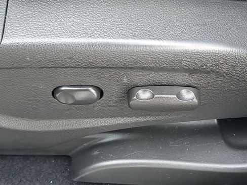 Used 2020 Buick Encore Preferred image 8