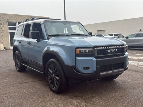 Used 2024 Toyota Land Cruiser image 2