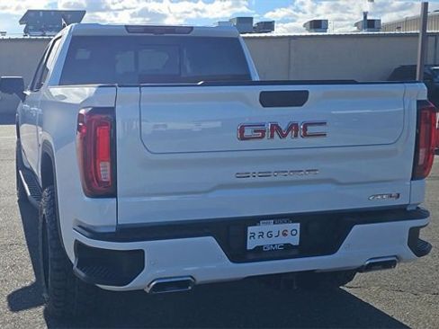 New 2026 GMC Sierra 1500 AT4 w/ AT4 Premium Package image 7