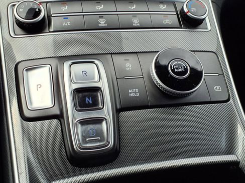 Used 2023 Hyundai Santa Fe SE FWD image 12