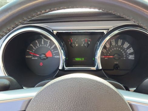 Used 2006 Ford Mustang GT Premium RWD image 20
