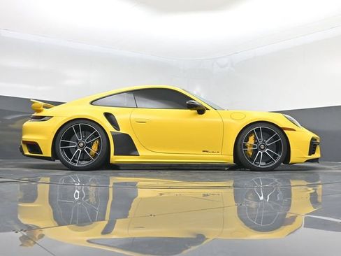 Used 2022 Porsche 911 Turbo S w/ 911 Turbo Sportdesign Package image 16