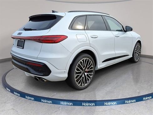 New 2025 Audi SQ5 Premium Plus image 3