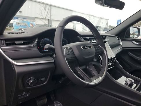 New 2026 Jeep Grand Cherokee Laredo X image 21