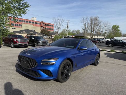 Used 2023 Genesis G70 2.0T w/ Sport Prestige Package image 7