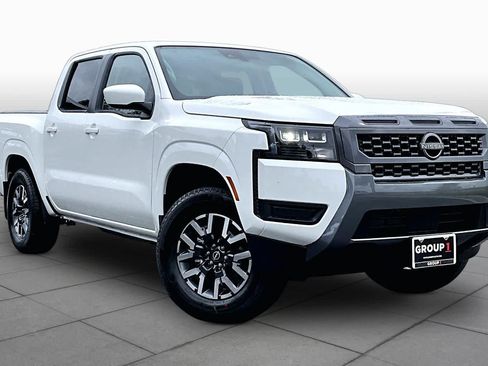 New 2026 Nissan Frontier SV RWD image 2