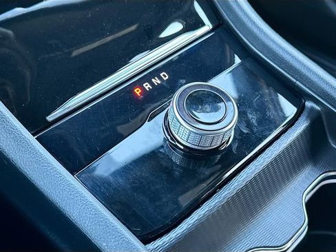 Used 2024 Jeep Grand Cherokee Altitude image 16