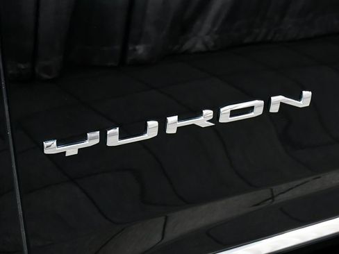 Used 2026 GMC Yukon Elevation w/ LPO, Floor Liner Package AWD/4WD image 95