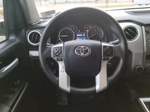 Used 2015 Toyota Tundra SR5 image 10