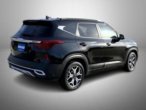 Used 2022 Kia Seltos EX AWD/4WD image 5