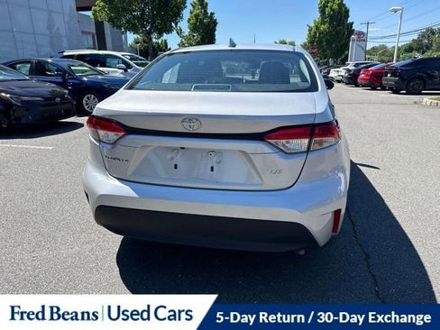 Used 2024 Toyota Corolla LE FWD image 7