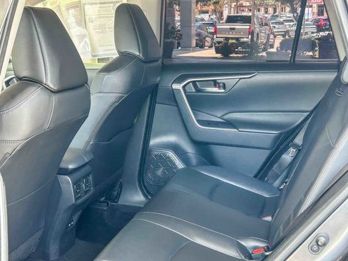 Used 2023 Toyota RAV4 XLE Premium FWD image 18