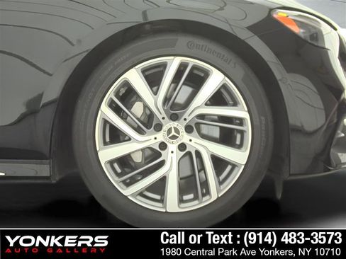 Used 2025 Mercedes-Benz E 350 4MATIC Sedan w/ Winter Package image 18