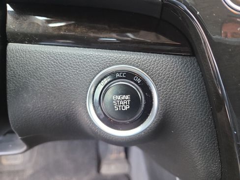 Used 2014 Kia Cadenza Limited image 25