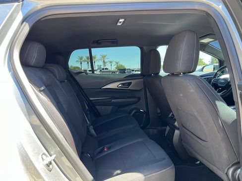 Used 2026 Chevrolet Equinox EV LT FWD image 14