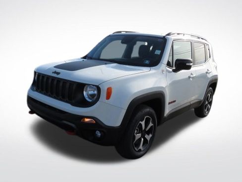 Used 2022 Jeep Renegade Trailhawk AWD/4WD image 3