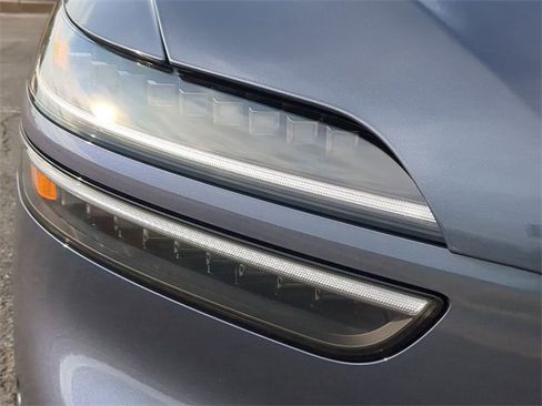 New 2026 Genesis GV70 2.5T Advanced image 9