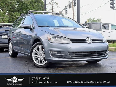 Used 2015 Volkswagen Golf TDI SE FWD image 1