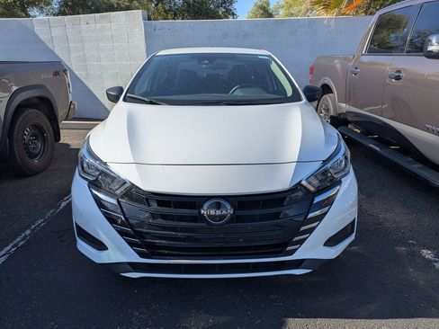 Used 2023 Nissan Versa S w/ Trunk Package FWD image 3