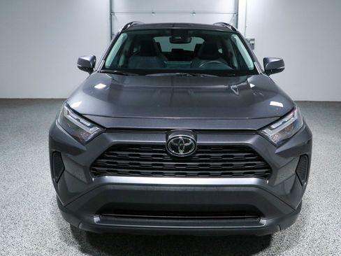 Used 2023 Toyota RAV4 XLE w/ Convenience Package FWD image 4