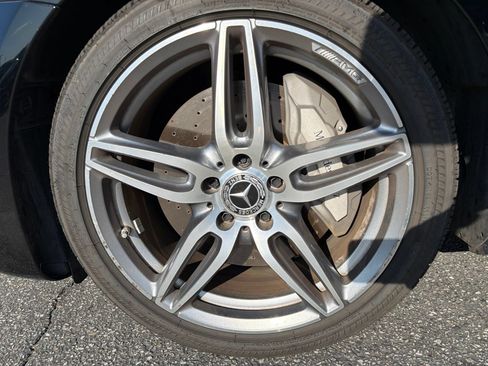 Used 2018 Mercedes-Benz E 300 image 7