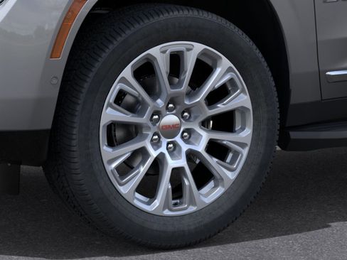 New 2026 GMC Yukon Denali RWD image 9