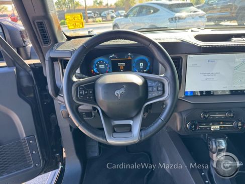 Used 2025 Ford Bronco Outer Banks AWD/4WD image 18