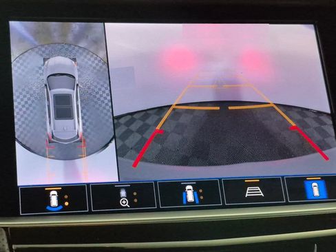 New 2026 Cadillac XT5 Premium Luxury w/ Driver Assist Package FWD image 23