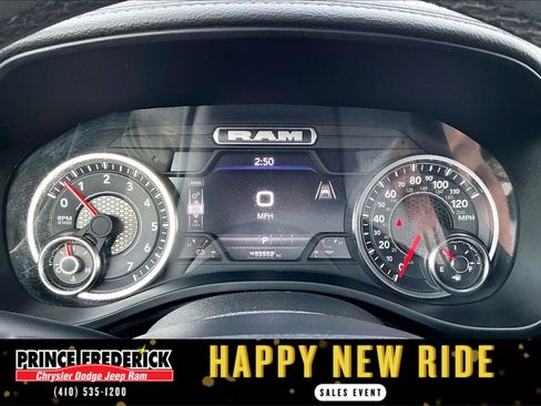 Used 2025 RAM 1500 Laramie image 16