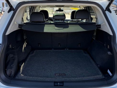 Used 2022 Volkswagen Tiguan SE image 5